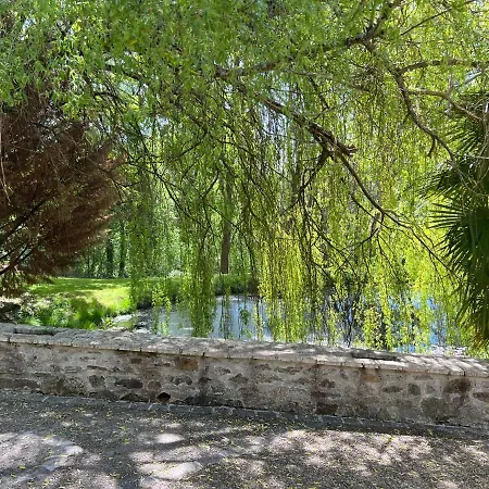 Domaine De Brise Bois Rouzede
