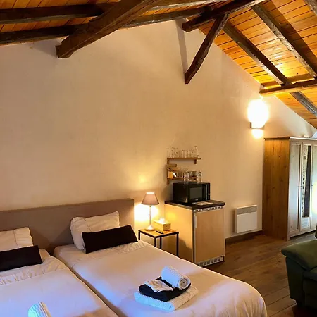 Domaine De Brise Bois - & 3* Rouzède