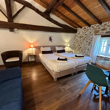Domaine De Brise Bois - & 3* Rouzede