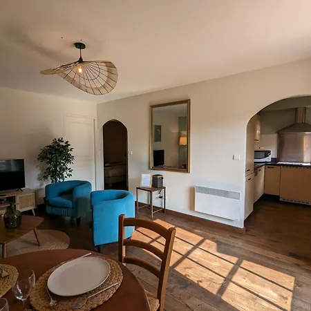 Domaine De Brise Bois - & Hotel Rouzede