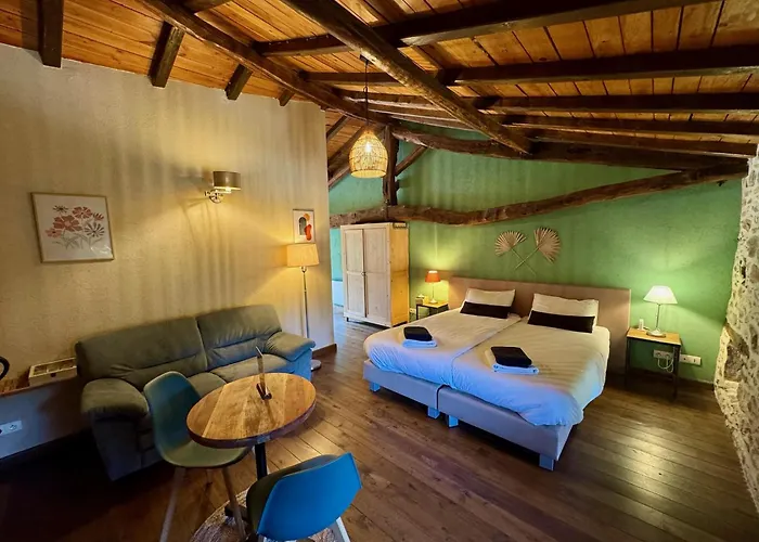 Domaine De Brise Bois - & Rouzede