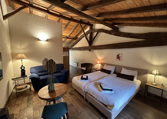 Domaine De Brise Bois - & Hotel Rouzede