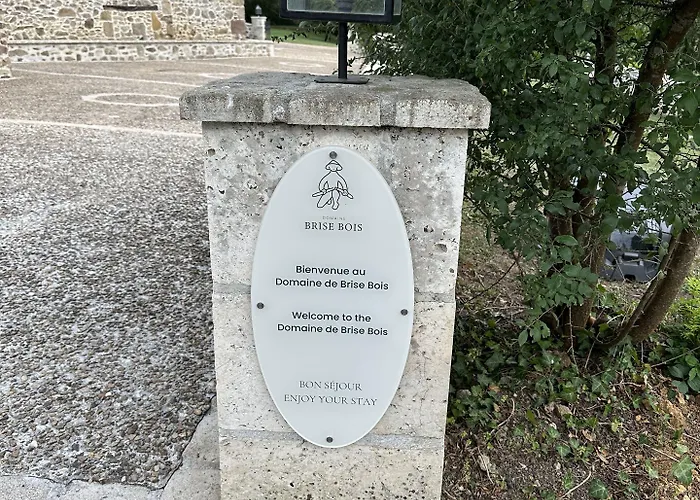 Domaine De Brise Bois - & Rouzede